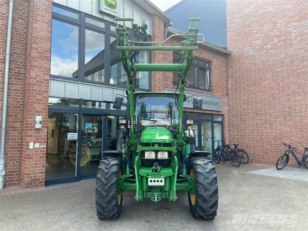 John Deere 5070M Traktorji