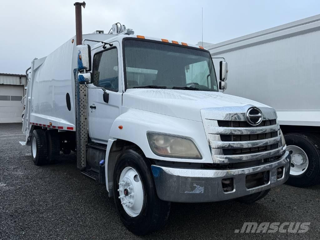 Hino 338 Komunalni tovornjaki