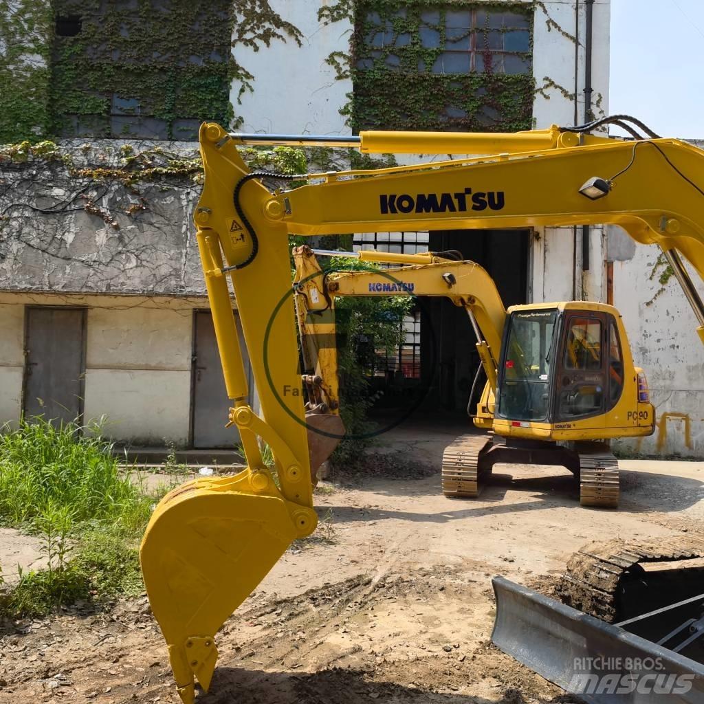 Komatsu PC 60 Mini bagri <7t
