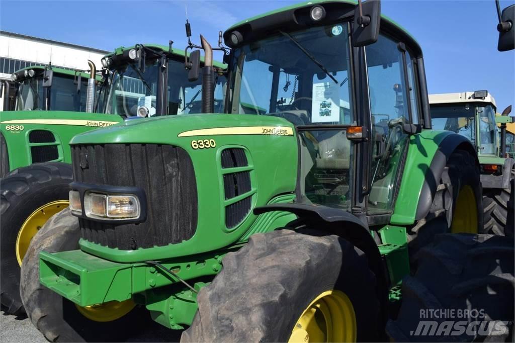 John Deere 6330 Traktorji