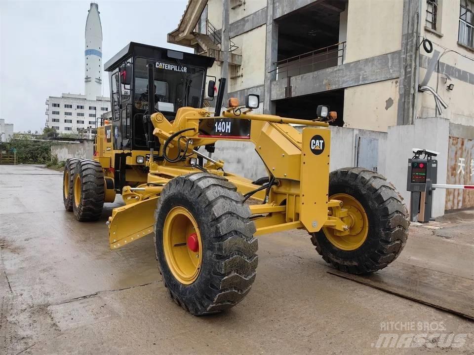 CAT 140H Grederji