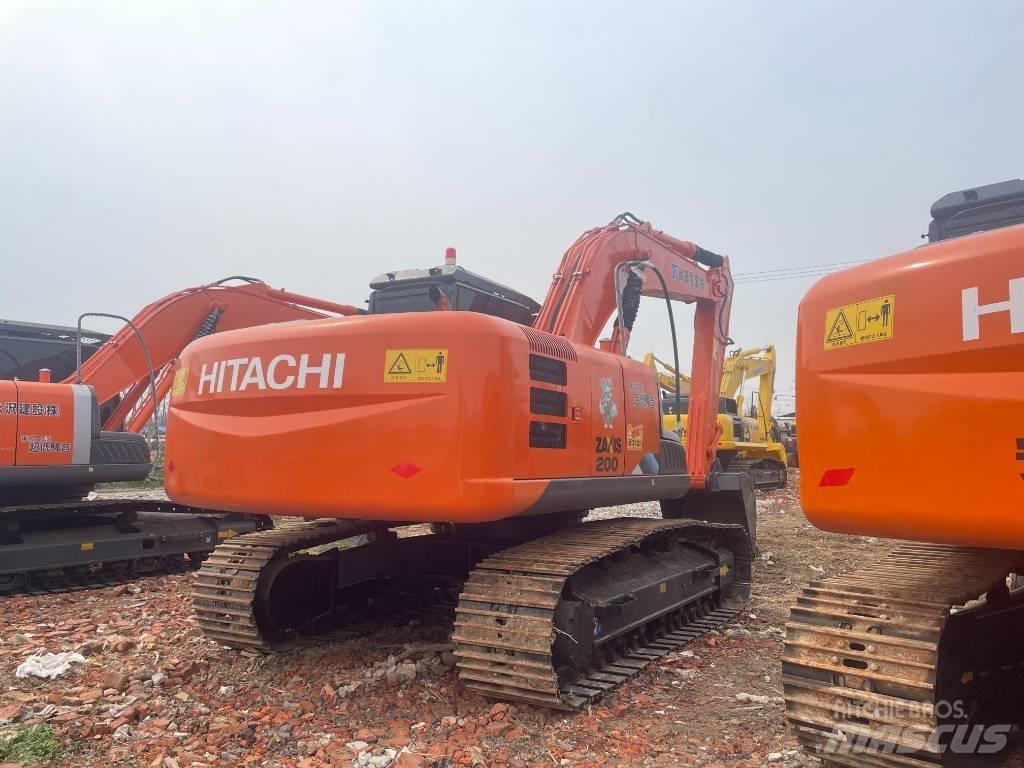 Hitachi ZX 200 Bagri goseničarji