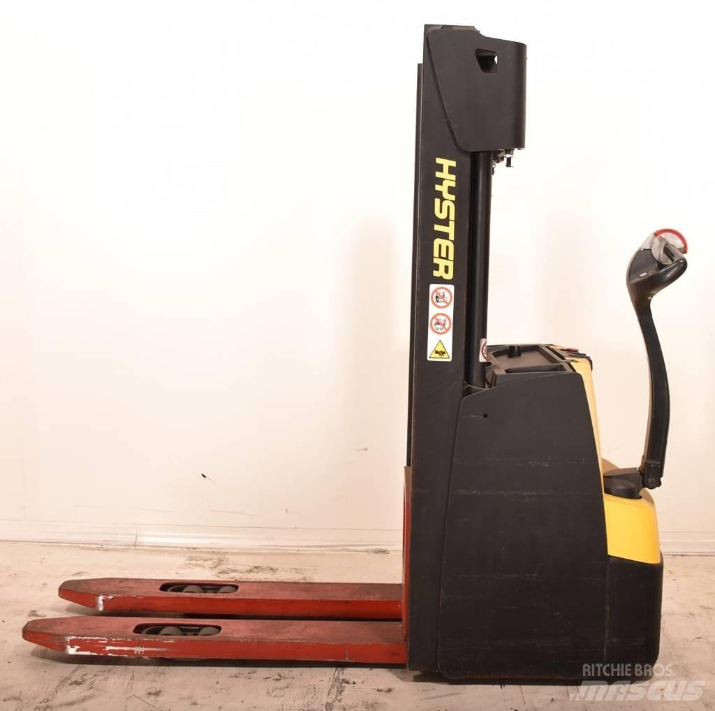 Hyster S1.4 Ročni električni viličar