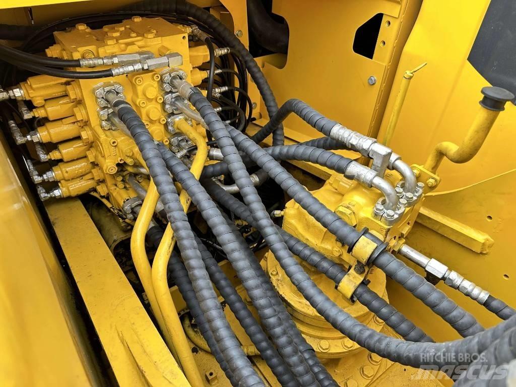 Komatsu PC200-8 Bagri goseničarji