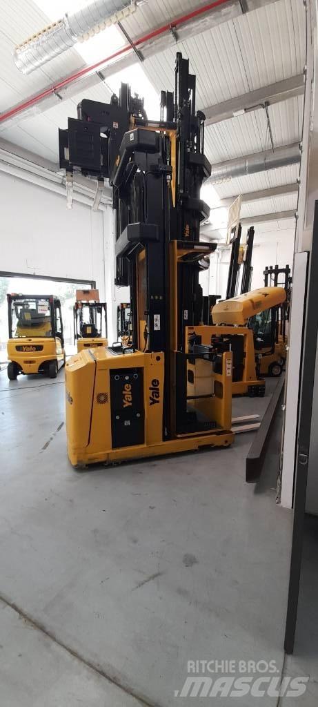 Yale M 010 S Visokodvižni komisionirni viličar