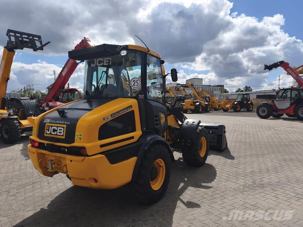 JCB 409 Kolesni nakladalci