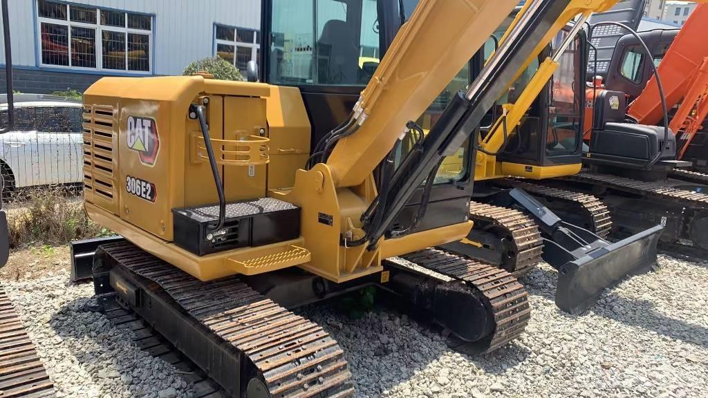CAT 306 Bagri goseničarji