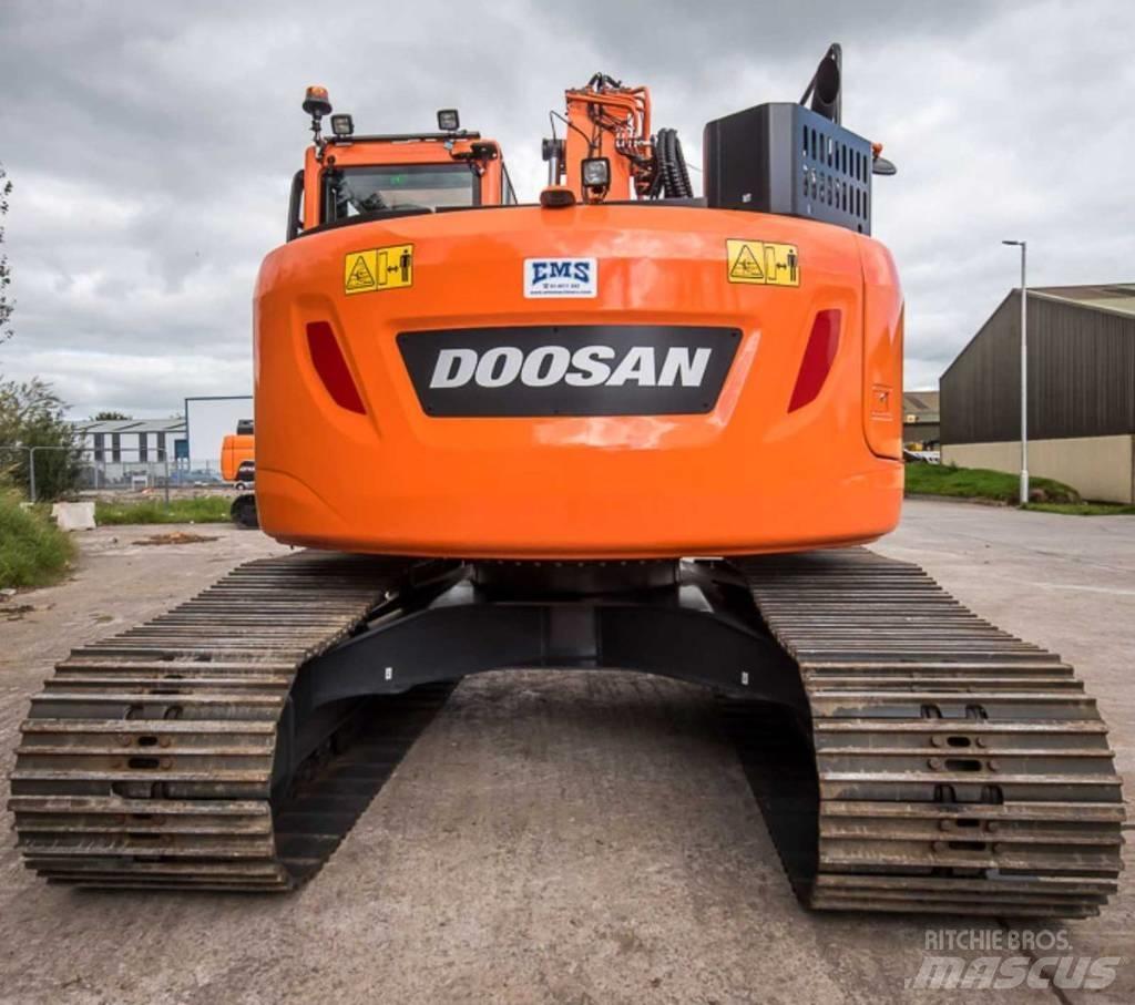 Doosan DX 235 LCR-5 Bagri goseničarji