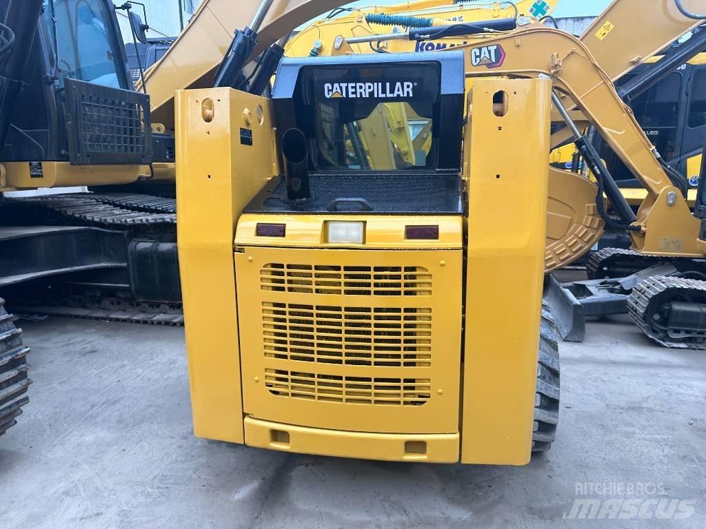CAT 246 D Skid steer mini nakladalci