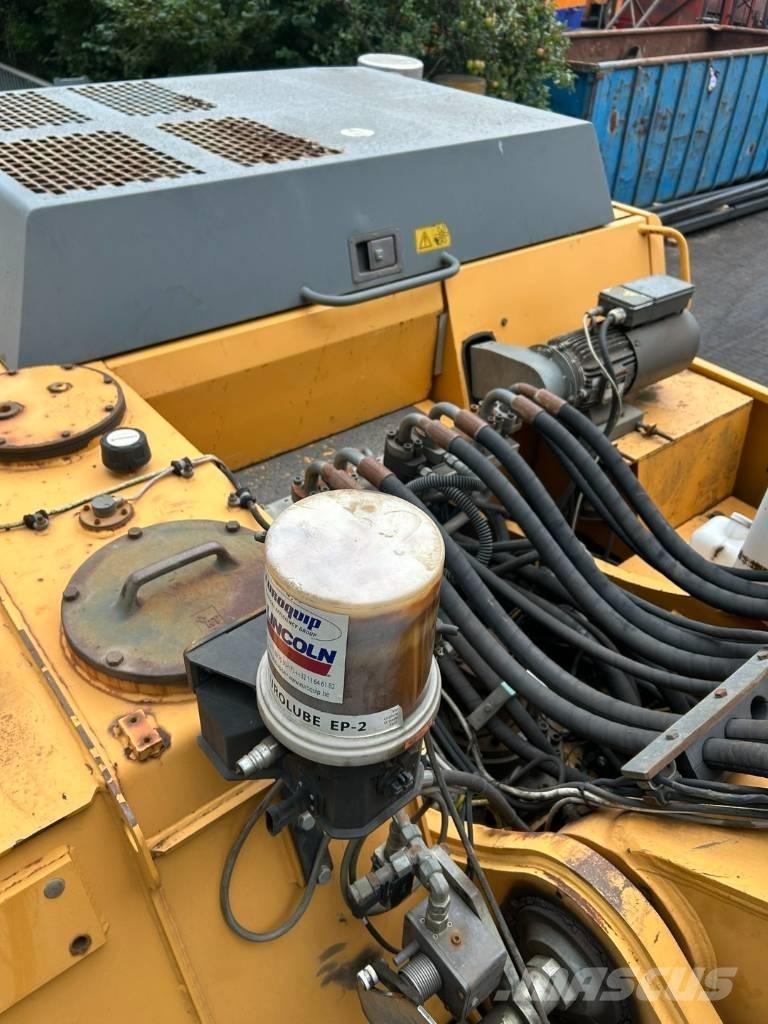 Liebherr 934 B Bagri za prekladanje primarnih/sekundarnih surovin