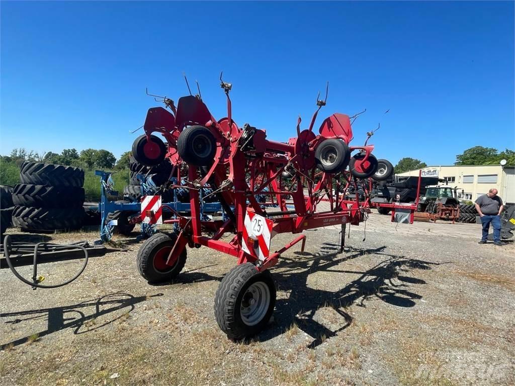 Lely Lotus 900 Obračalniki in zgrabljalniki