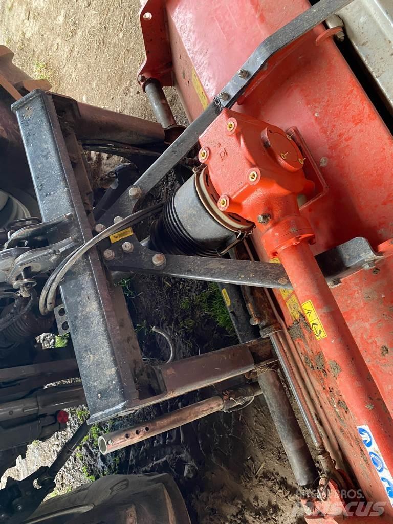 Kuhn BP 305 Drobilci