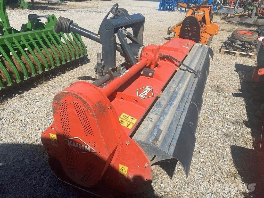 Kuhn BP 305 Drobilci