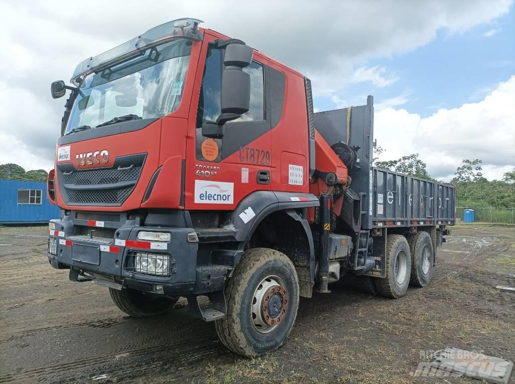 Iveco Trakker 410 Tovornjaki z žerjavom
