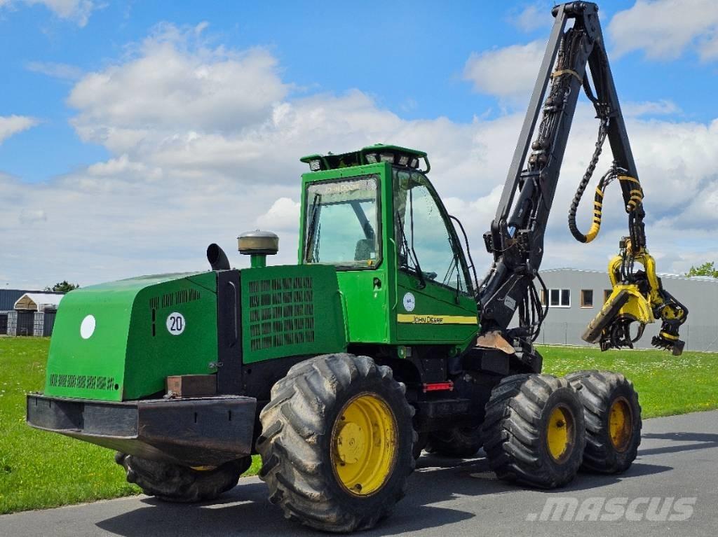 John Deere 1270 D Harvesterji
