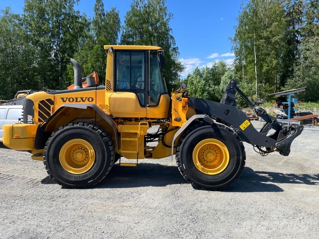 Volvo L 90 F Kolesni nakladalci
