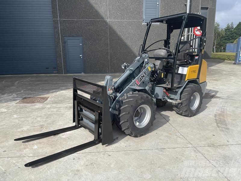 GiANT V 452 T XTRA Kolesni nakladalci
