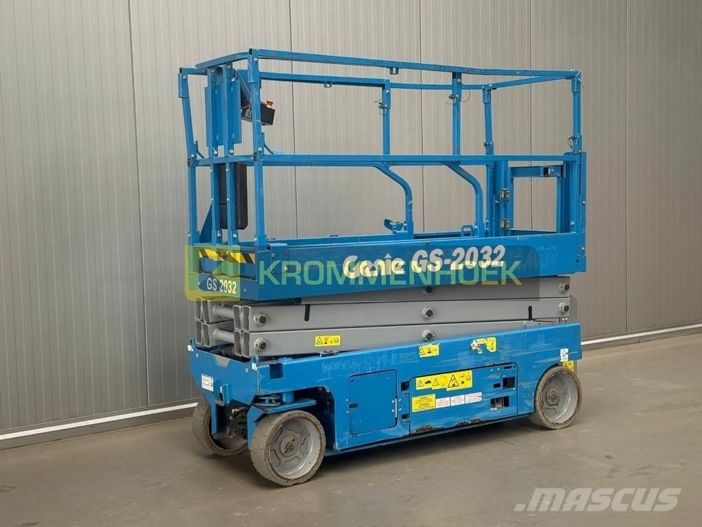 Genie GS 2032 Škarjaste dvižne ploščadi