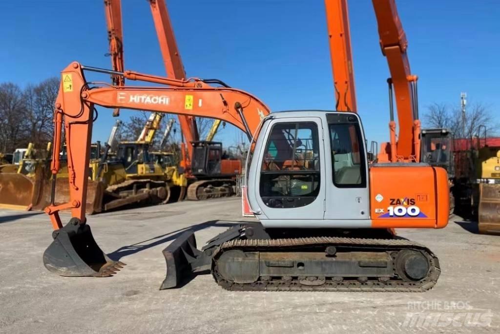 Hitachi EX 100 Bagri goseničarji