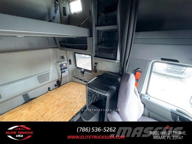 International LT Drugi tovornjaki