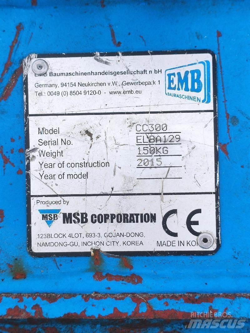  EMB CC300 Klešče