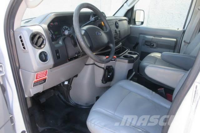 Ford E350 Vlečna vozila za tovornjake