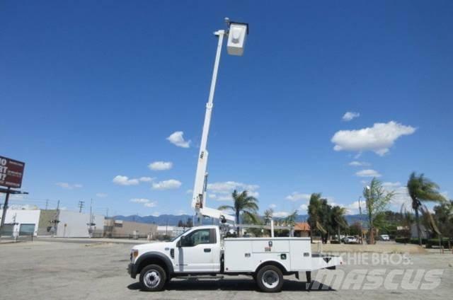 Ford F550 Vlečna vozila za tovornjake