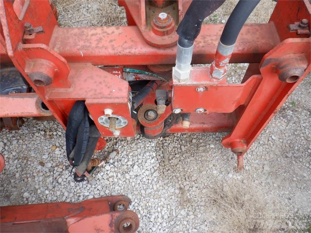 Ditch Witch M730 Plugi