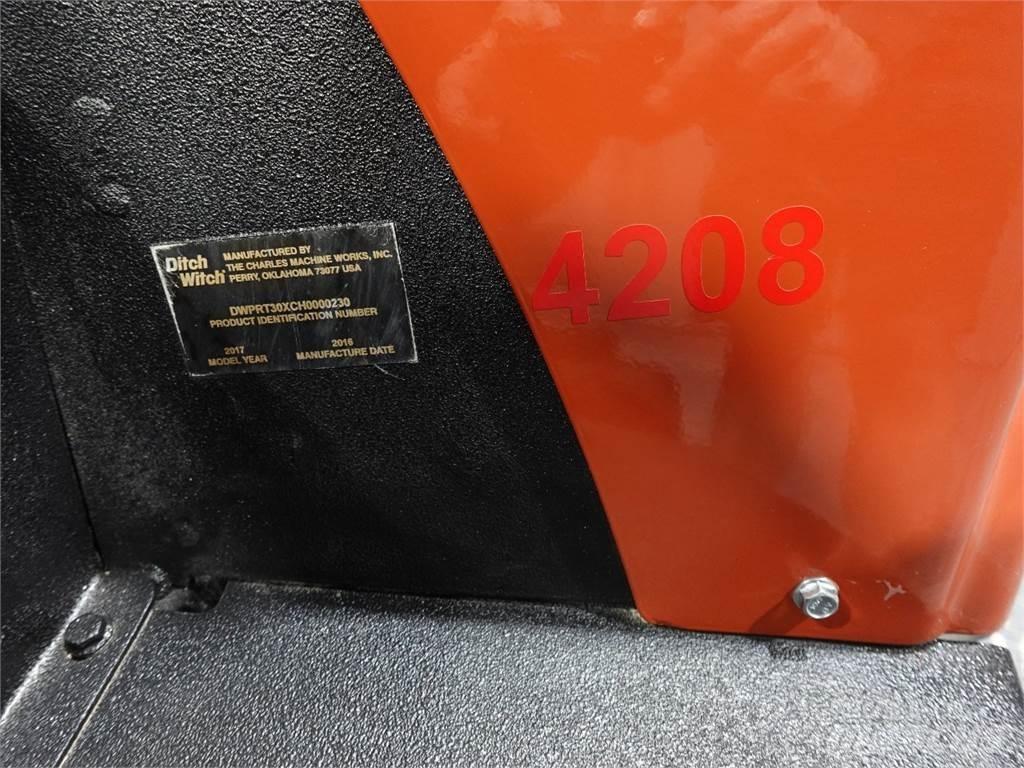 Ditch Witch RT30 Freze za kopanje jarkov Trenčerji