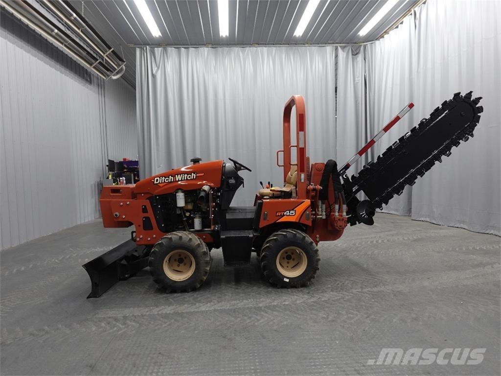 Ditch Witch rt45 Freze za kopanje jarkov Trenčerji