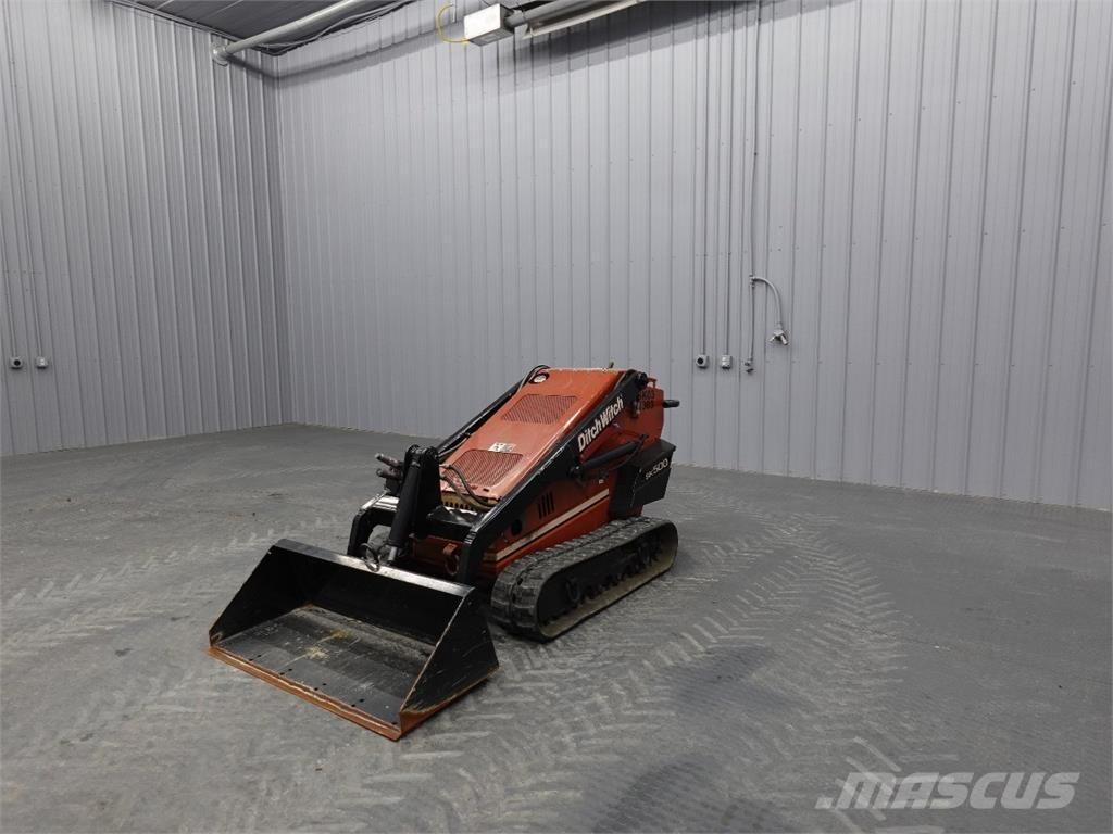 Ditch Witch SK500 Skid steer mini nakladalci