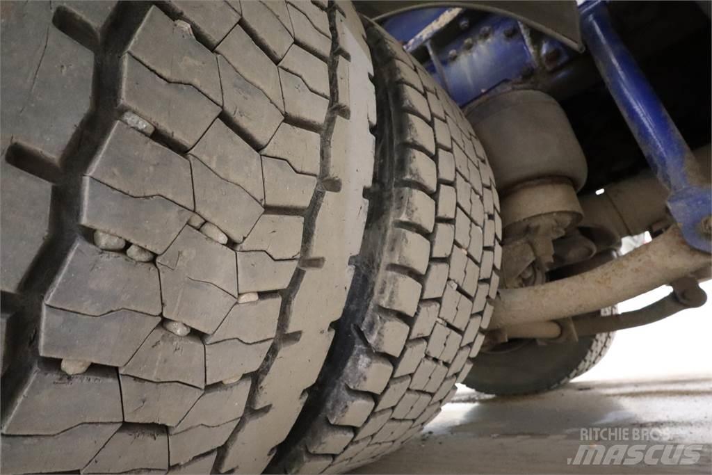 DAF CF330 FUEL Tovornjaki cisterne