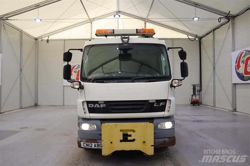 DAF LF 55.250 GULLY SUCKER Gradbeništvo - drugo