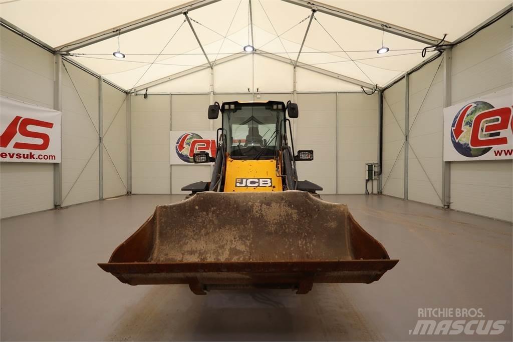 JCB 411 WHEEL LOADER Sadilniki