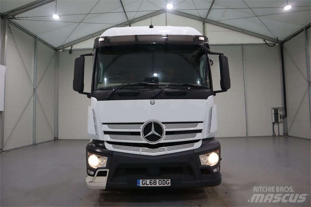 Mercedes-Benz ACTROS 1840 Vlačilci