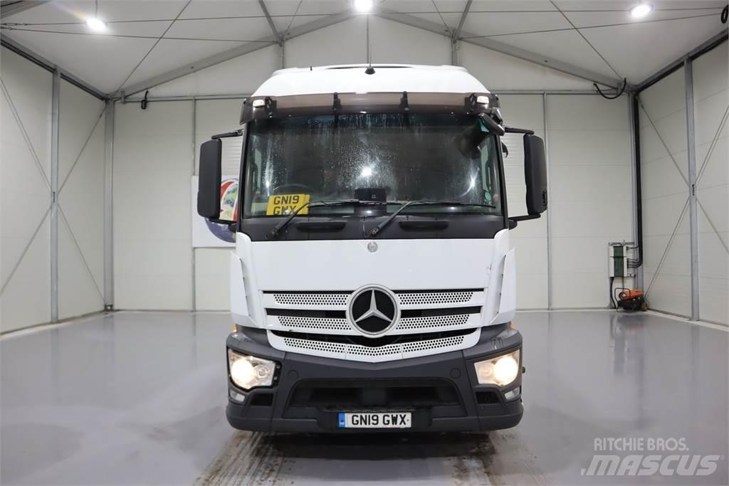 Mercedes-Benz Actros 1840 Vlačilci