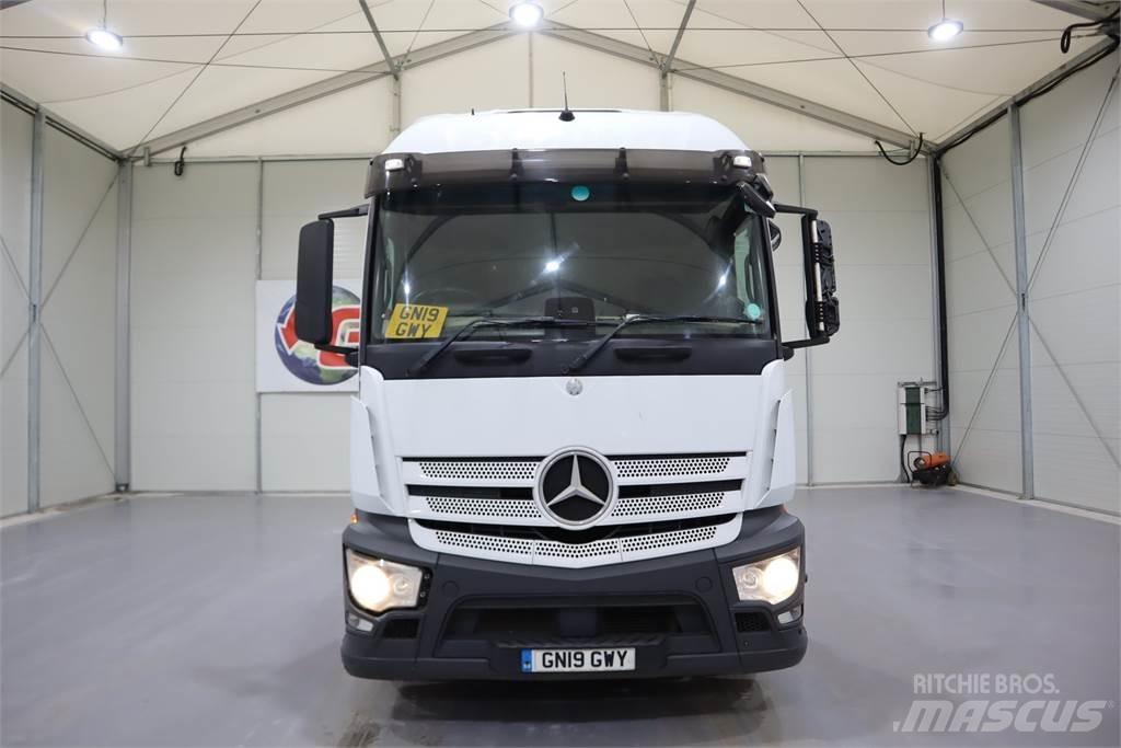Mercedes-Benz Actros 1840 Vlačilci