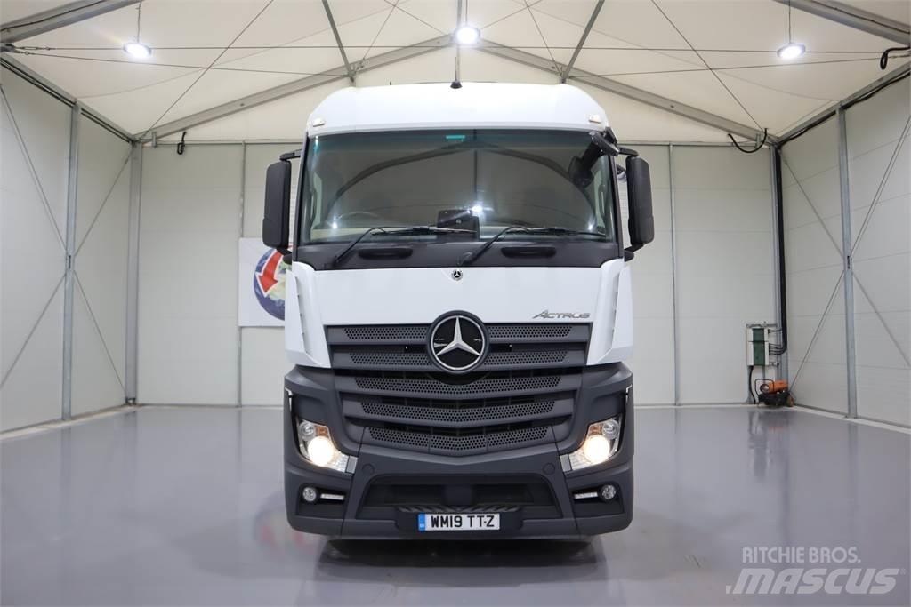 Mercedes-Benz Actros 2543 Vlačilci