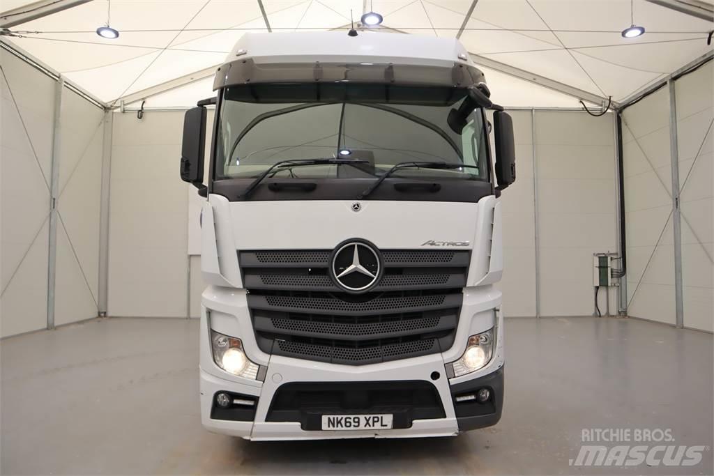 Mercedes-Benz Actros 2545 Vlačilci
