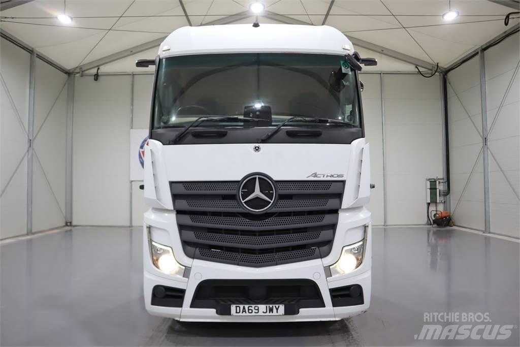 Mercedes-Benz Actros 2545 Vlačilci