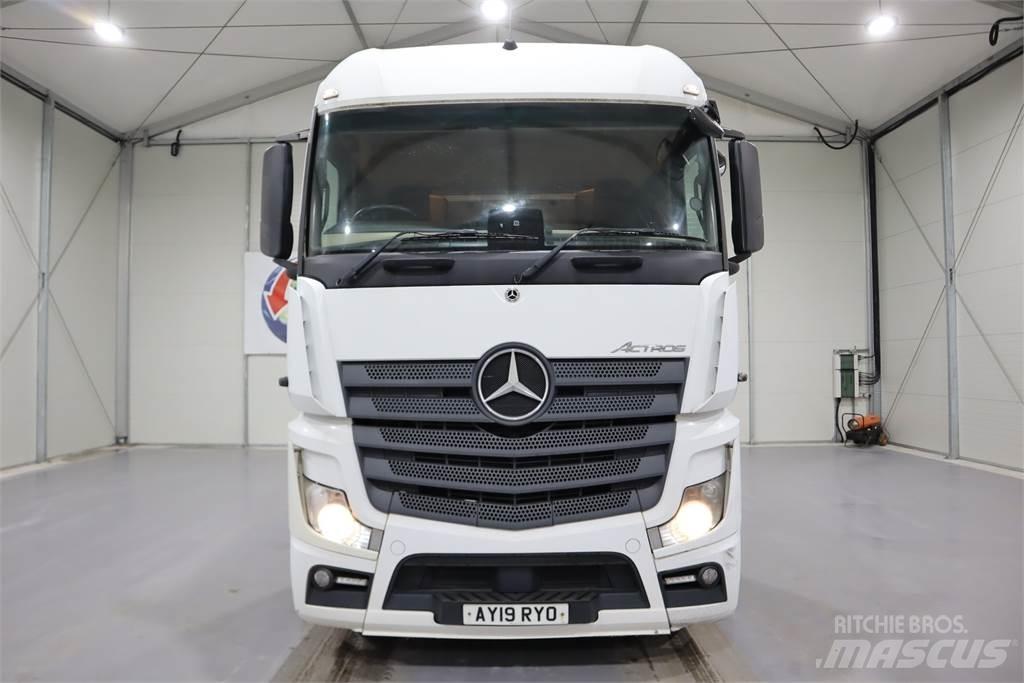 Mercedes-Benz Actros 2545 Vlačilci