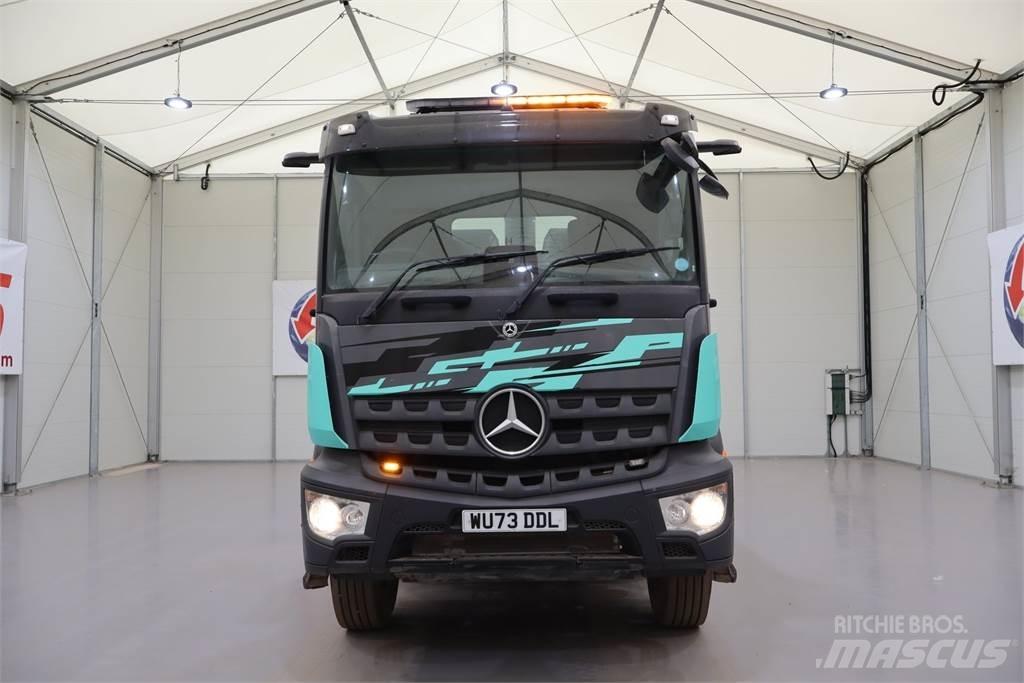 Mercedes-Benz AROCS 3240 Kiper tovornjaki