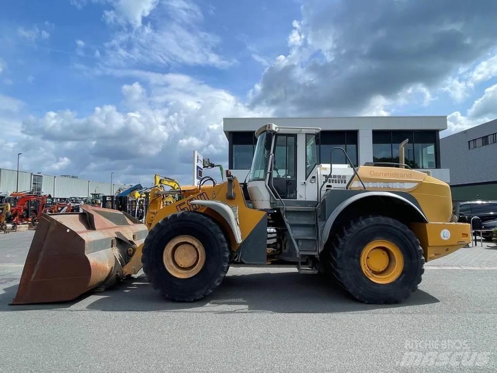 Liebherr L580 | A/C Kolesni nakladalci