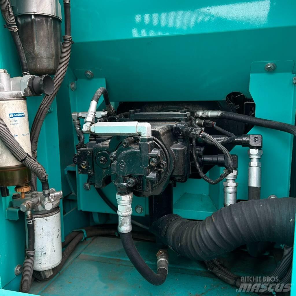 Kobelco 130 Bagri goseničarji