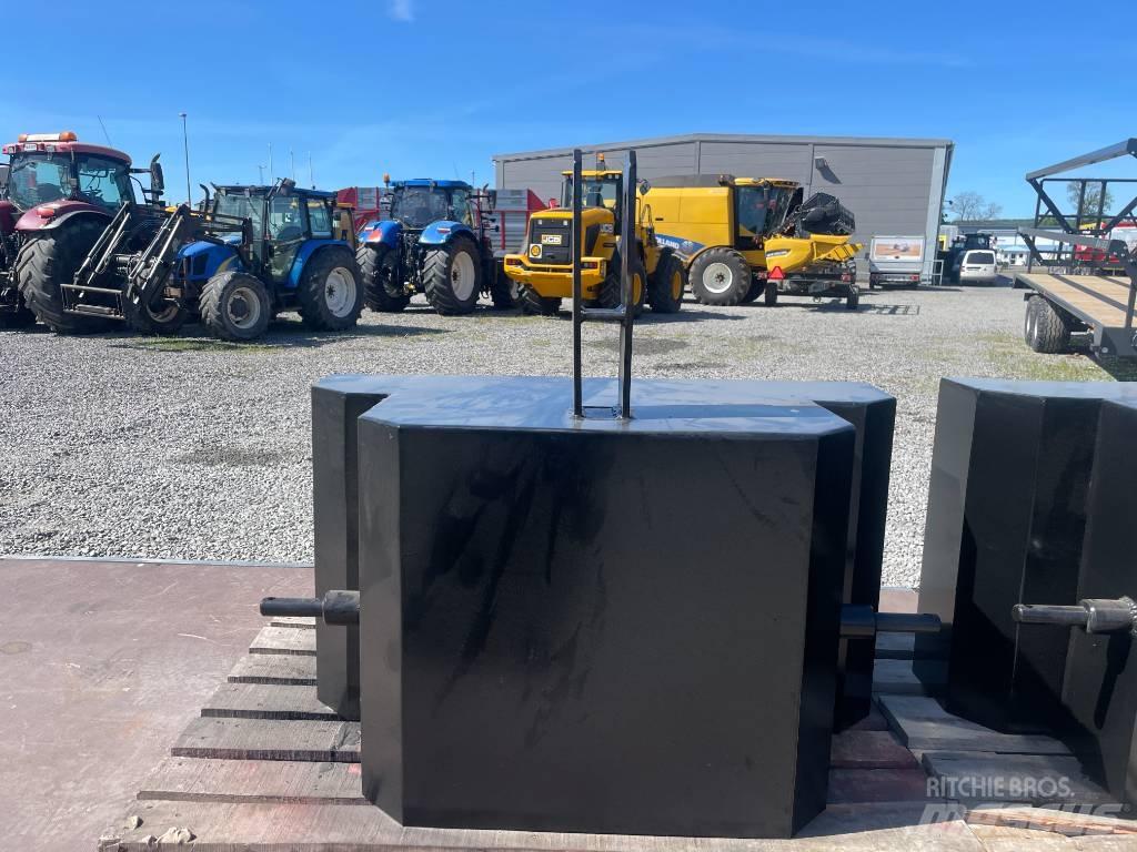  DSM Frontvikt 800kg Sprednje uteži
