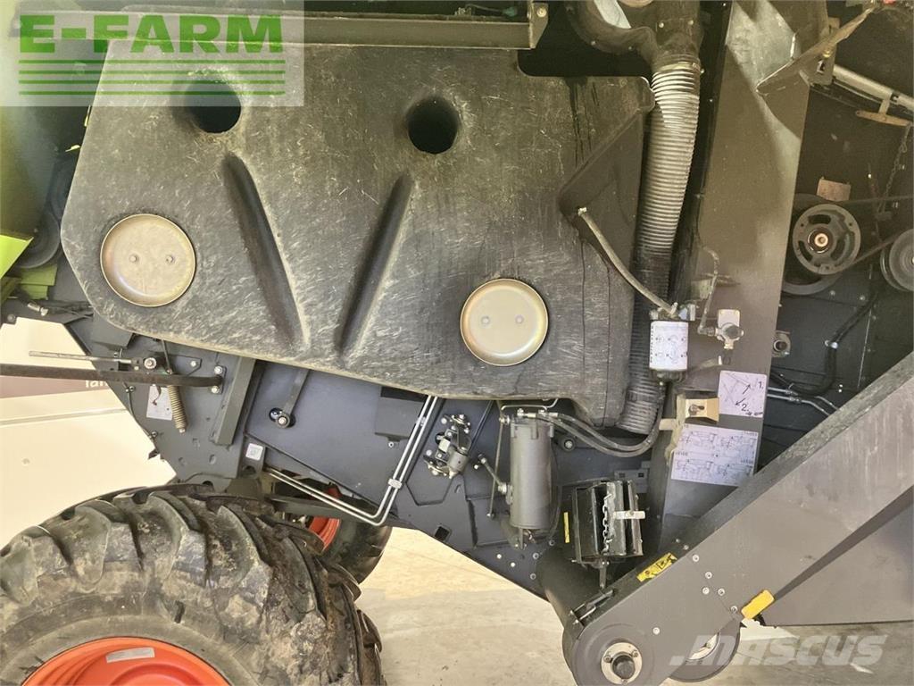 CLAAS tucano 320 Kombajni