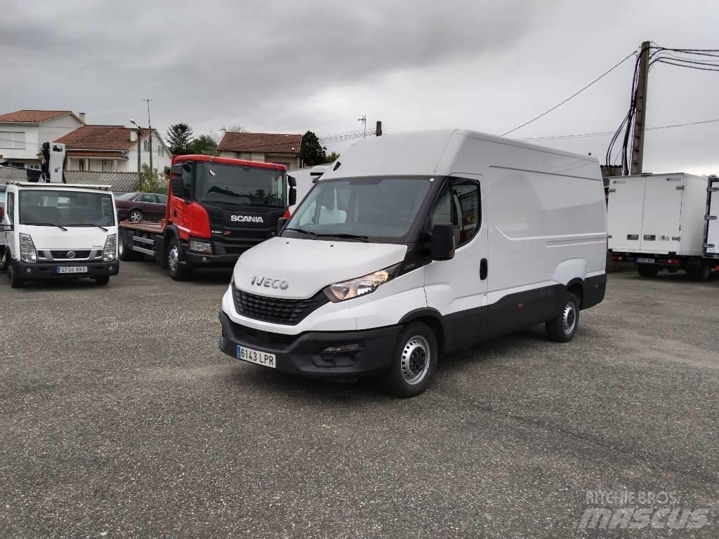 Iveco DAILY 35S16 Zabojni kombi