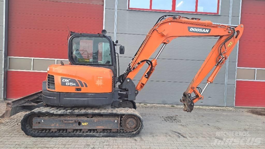 Doosan DX 85 R-3 Midi bagri 7t – 12t