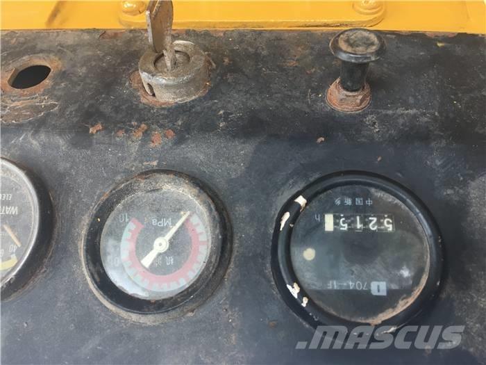 CAT D 7 G Buldožerji goseničarji