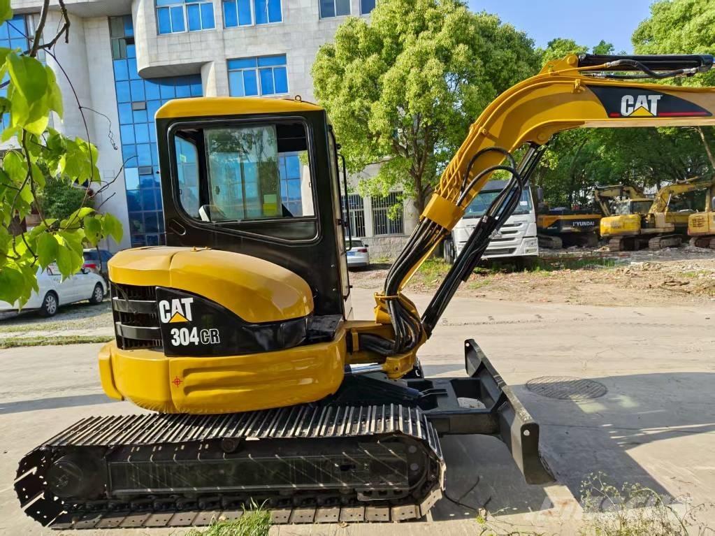 CAT 304 CR Mini bagri <7t